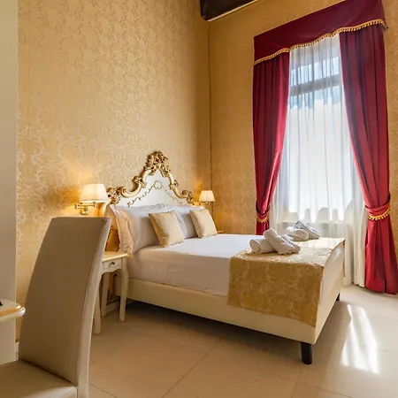 Rialto Charm Boutique Hotel
