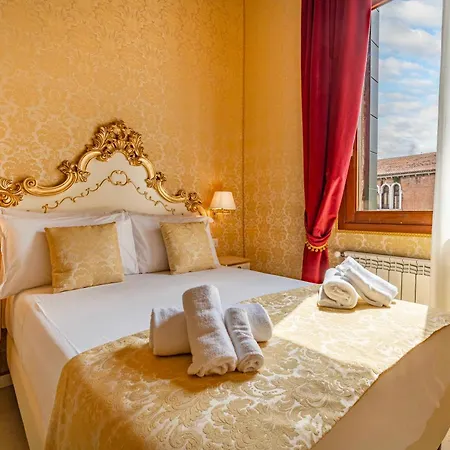 Hotel Rialto Charm Boutique Veneza