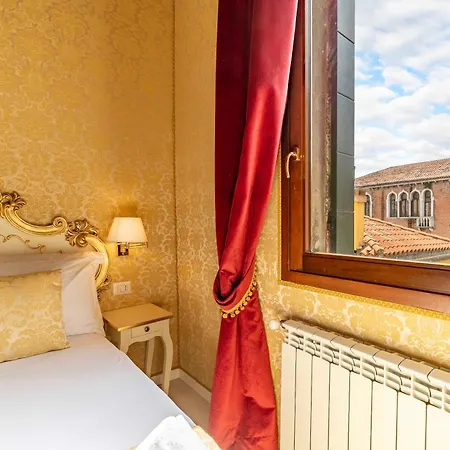 Hotel Rialto Charm Boutique *