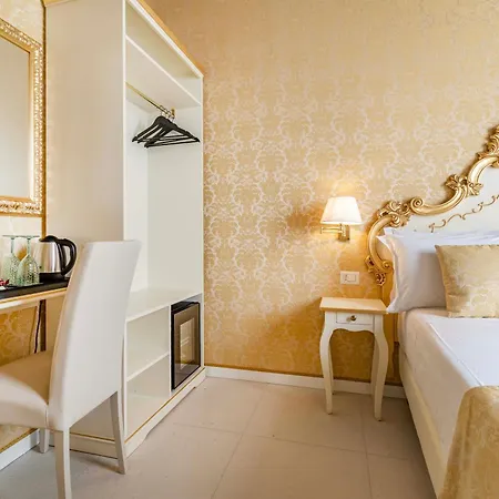 Rialto Charm Boutique * Veneza