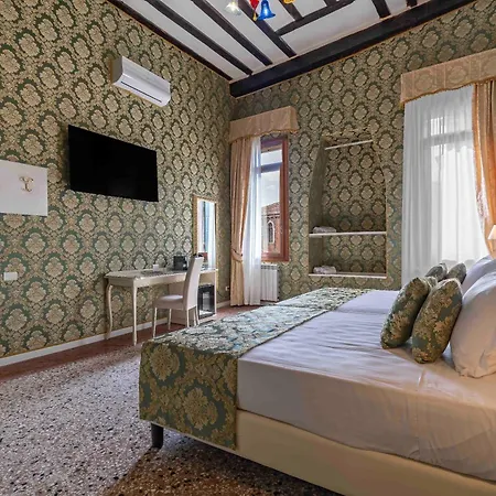 Hotel Rialto Charm Boutique *